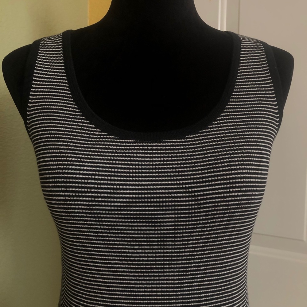 St. John Wool blend Top - Picture 4 of 8